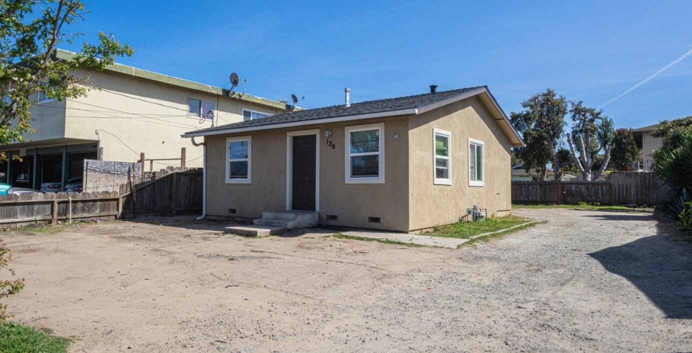 1126 Pacific Ave