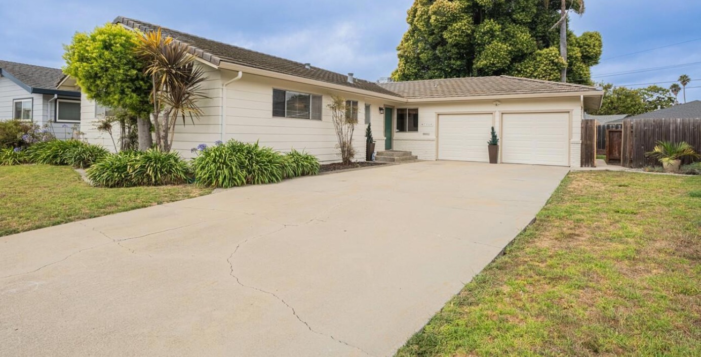 786 Bellarmine Dr